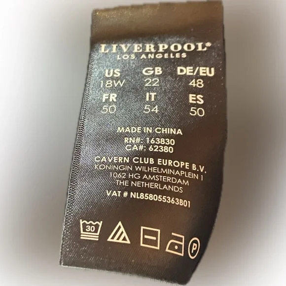 LIVERPOOL Shiny Black Super Skinny Jeans Size 18W EUC - Picture 3 of 4